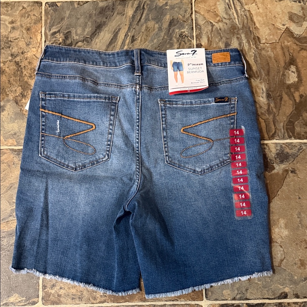 Seven7 Classic Blue Denim Shorts - Picture 3 of 3